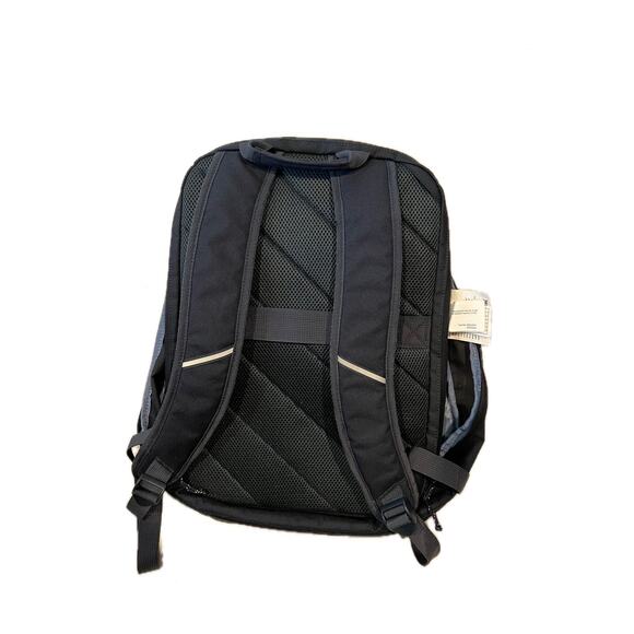 HP Travel Computer Backpack 18L - Picture 2 of 4